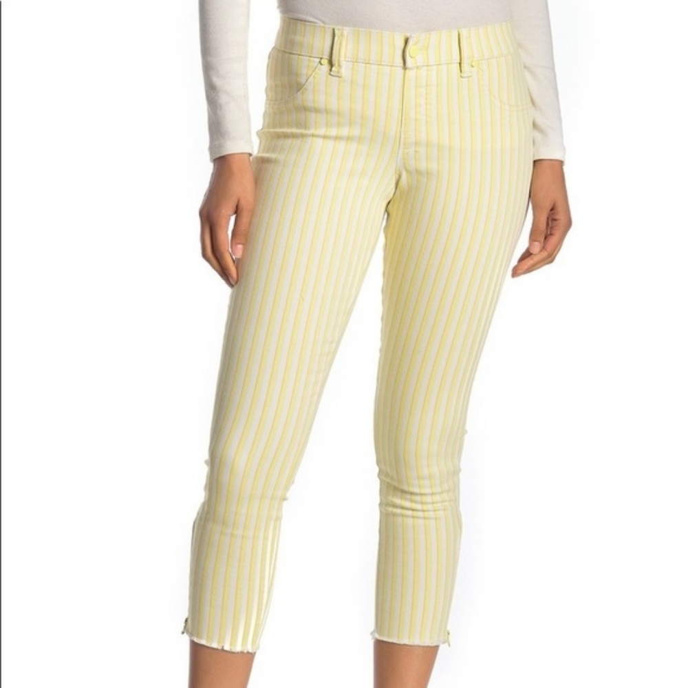 HUE Summer Striped Denim Capri